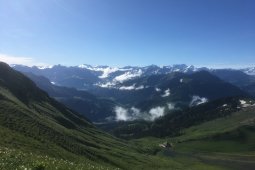 Bergklub: Col de Lyss (1783 m.ü.M.)